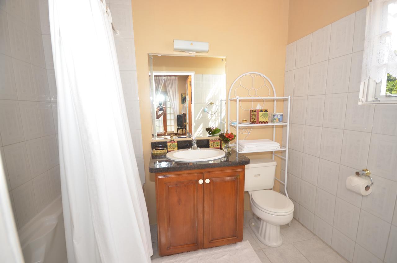 Summerhill Four Bedroom Villa مونتيغو باي المظهر الخارجي الصورة